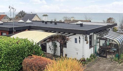 Two-Bedroom Holiday Home