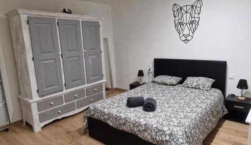 One-Bedroom House