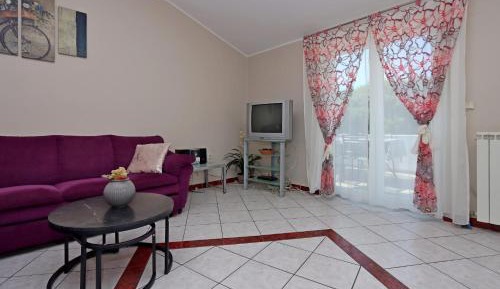Two-Bedroom Apartment with Terrace and Sea View