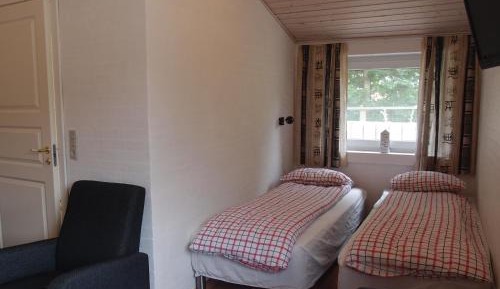 Studio Apartment (2 Adults)