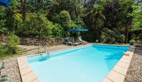 Three-Bedroom Vacation Home 