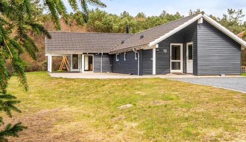 Five-Bedroom Holiday Home