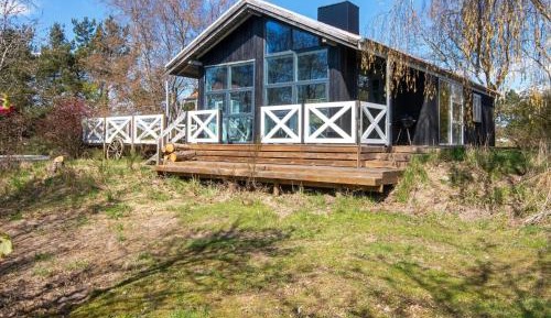 Three-Bedroom Vacation Home 