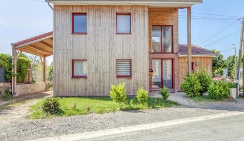Three-Bedroom Vacation Home 