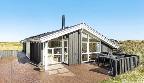 Three-Bedroom Vacation Home 