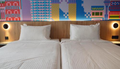 Twin Room with City View