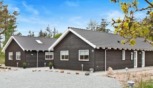 Seven-Bedroom Holiday Home