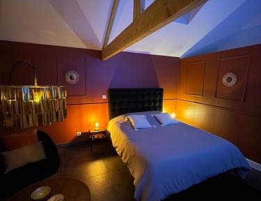 King Room with Spa Bath