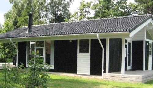 Three-Bedroom Vacation Home 
