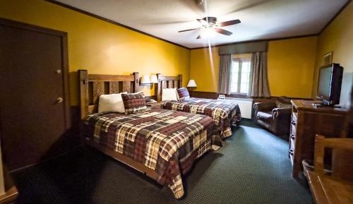 Standard Queen Room