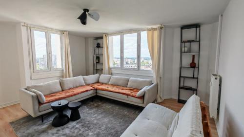 Two-Bedroom Apartment with City View