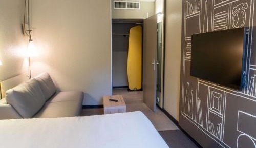 Standard Double Room and Sofa Bed