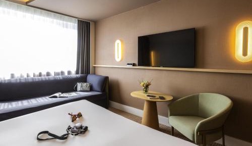 Superior Room with 1 Double Bed and 1 Sofa Bed