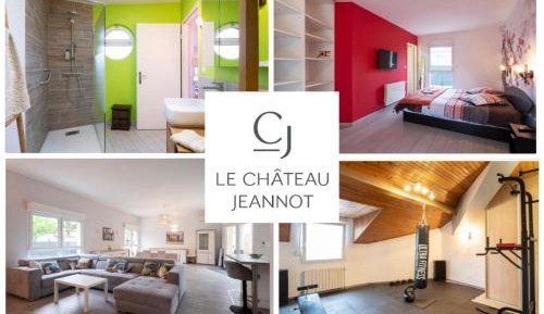 Five-Bedroom Holiday Home