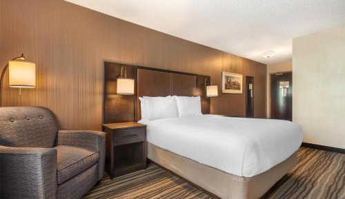 Queen Room - Non-Smoking