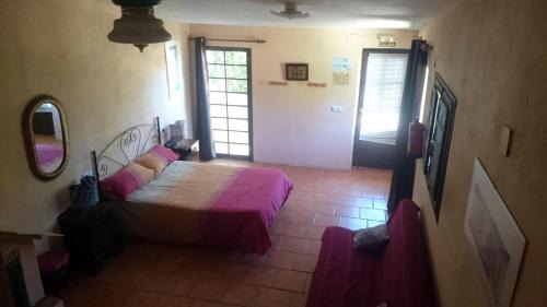 Family Room with Private Bathroom (5 Adults)