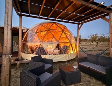 Tent (2 - 4 people)