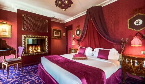 Junior Suite with Spa Bath