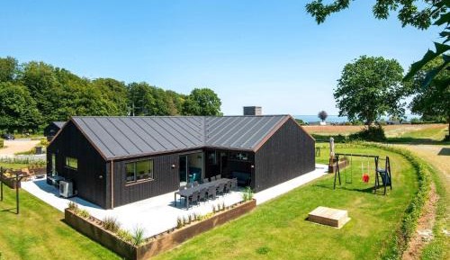 Four-Bedroom Vacation Home