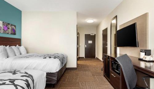 Queen Room with Two Queen Beds - Non-Smoking