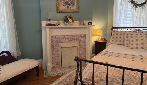 Queen Suite
