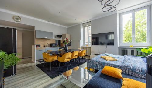 Two-Bedroom Deluxe Apartment