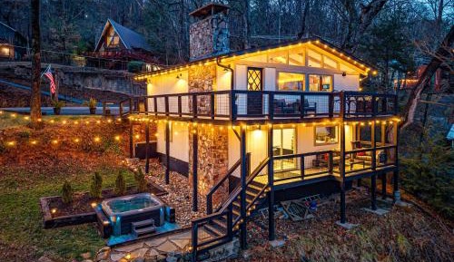 Three-Bedroom Chalet
