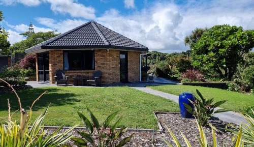 One-Bedroom Apartment with Garden View