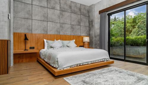 Deluxe Double Studio