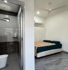 Double Room with Private External Bathroom