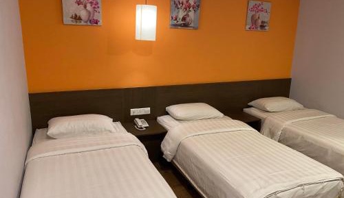 Superior Triple Room with 3 Single Bed