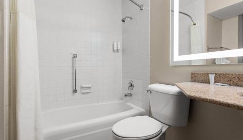King Room - Mobility Access/Non-Smoking