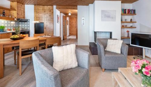 One-Bedroom Apartment with Balcony No.234