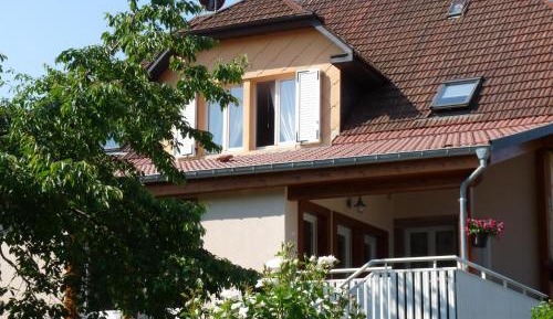 Three-Bedroom Apartment (5 Adults)