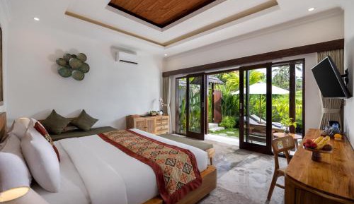  One -Bedroom Private Pool Villa with Rice Field View 