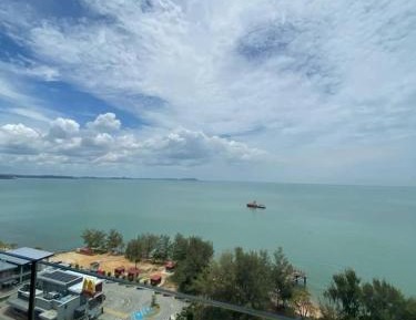 Studio Apartment with Sea View