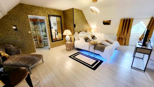 Deluxe Family Suite