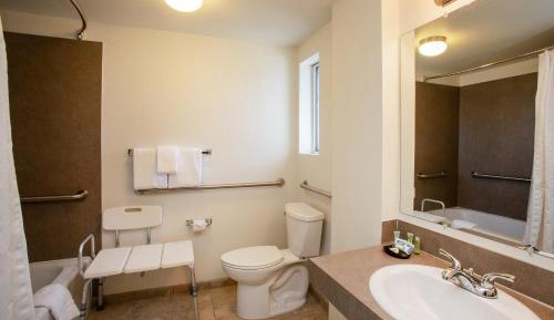 Queen Room - Disability Access