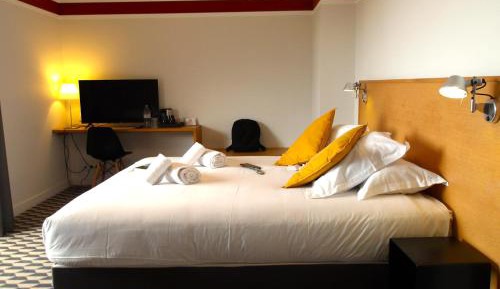 Triple Room with Balcony