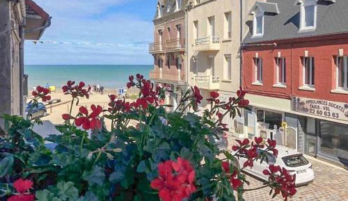 Three-Bedroom Vacation Home 