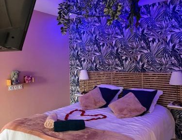 King Room with Spa Bath