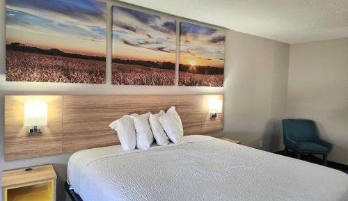 King Room - Non-Smoking