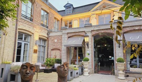 Family Room with Bath