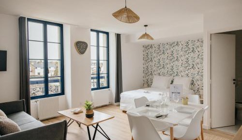 Studio with Garden View