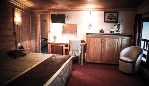 Family Suite (5 Adults)