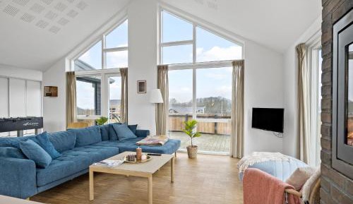 Three-Bedroom Vacation Home 