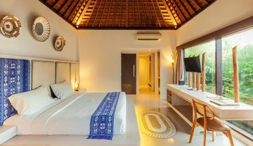 Partial Ocean View Room