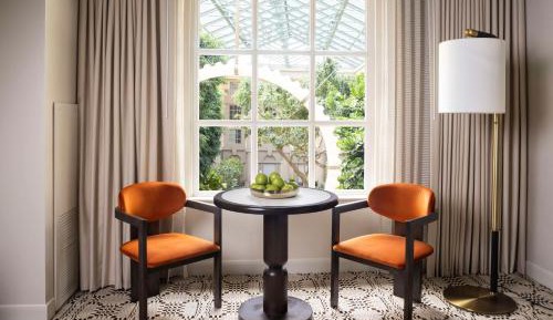 Queen Room with Two Queen Beds and Atrium View