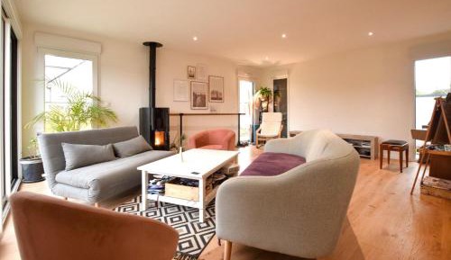 Three-Bedroom Vacation Home 