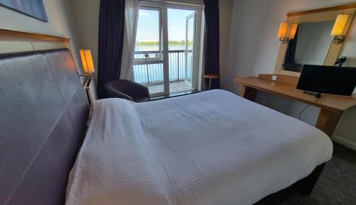 Double Room with Lake View